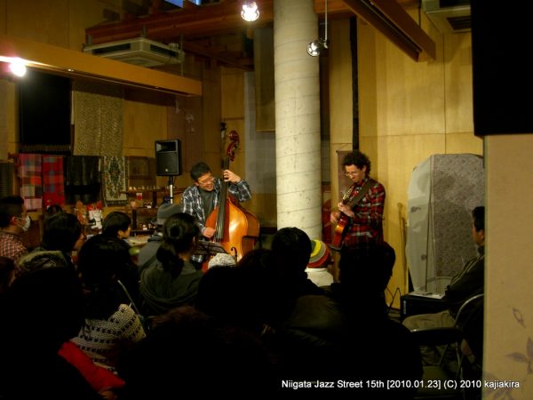 第15回新潟ジャズストリート(3) Fabio Bottazzo & 東聡志【からかみ屋】